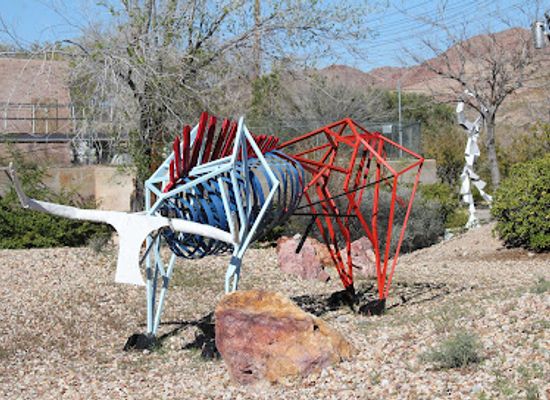 nevada/lake-mead-national-recreation-area/attraction/teddy-fenton-memorial-park-reflections-center