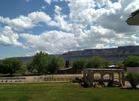 colorado/grand-junction/attraction/two-rivers-winery