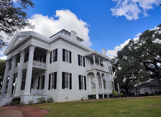 mississippi/natchez/attraction/stanton-hall