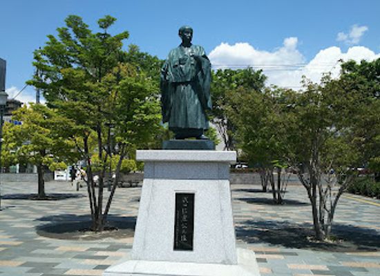 japan/kai/attraction/statue-of-takeda-nobutora