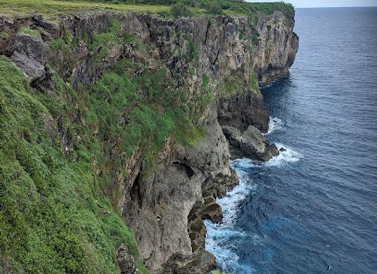 tonga/pangai/attraction/laku-fa-anga-cliffs