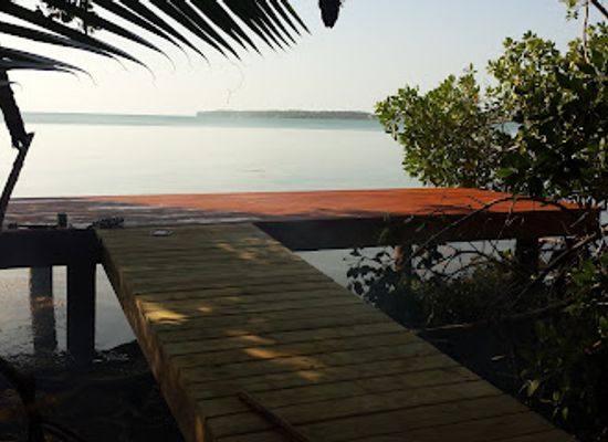 belize/vaca-plateau/attraction/thatch-caye-tropical-island-experience