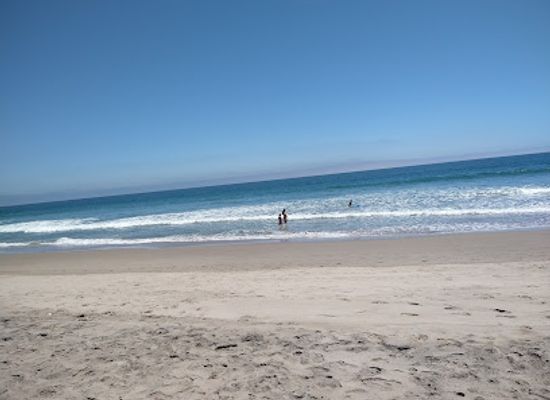 california/ventura-county/attraction/hueneme-wharf-plaza