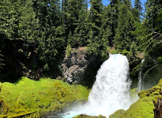 oregon/smith-rock-state-park/attraction/sahalie-falls-viewpoint