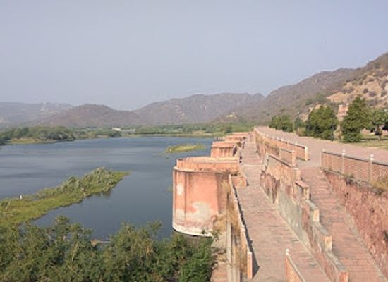 india/jaipur/jal-mahal/attraction/jal-mahal-paal