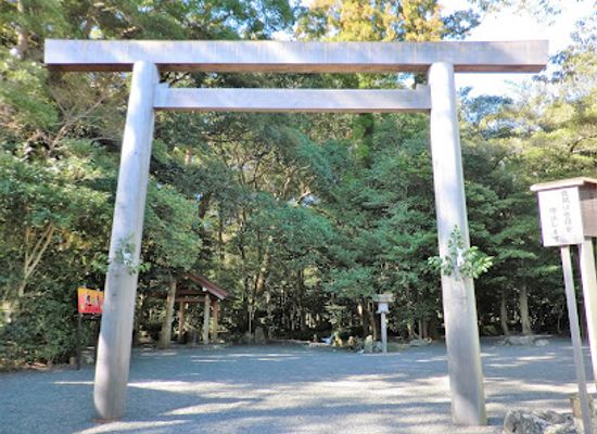 japan/ise-shima/attraction/izawanomiya