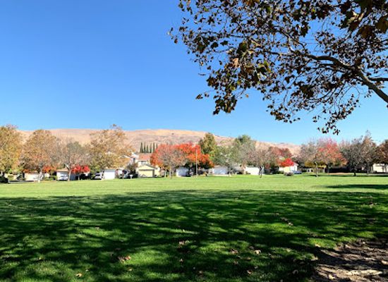 california/milpitas/attraction/hillcrest-park