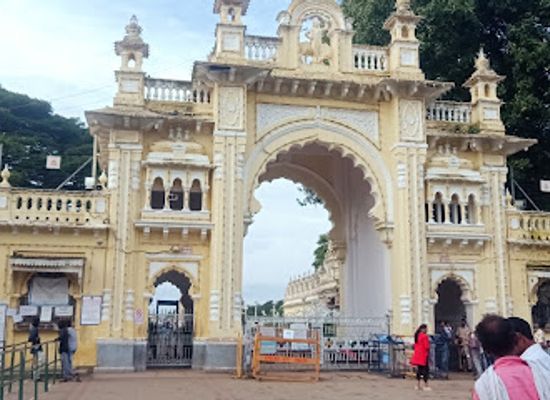 india/mysore/attraction/lokaranjan-aqua-world-underwater-zoo