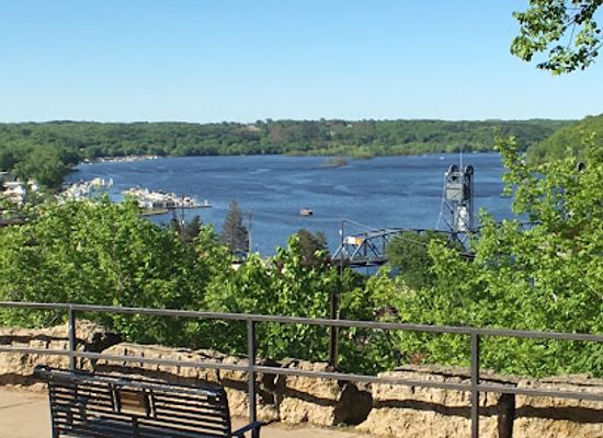 minnesota/stillwater/attraction/teddy-bear-park