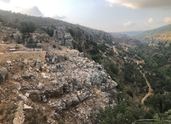 lebanon/chouf/attraction/the-edge