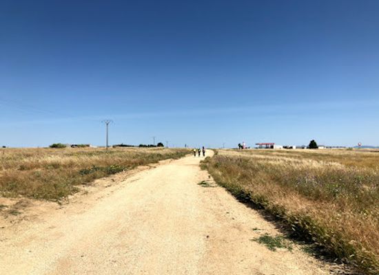 spain/extremadura/attraction/zona-de-interes-regional-llanos-de-caceres-y-sierra-de-fuentes