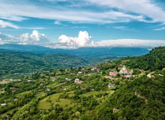 georgia/imereti/attraction/upper-gelati-church-of-icon-of-most-holy-mother-of-god-of-iveria-and-monastery