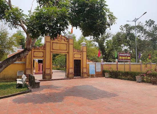 vietnam/tam-ky/attraction/cay-roi-co-thu-dia-dao-ky-anh