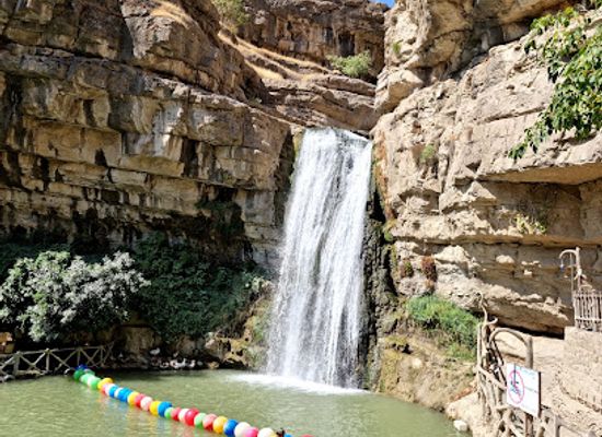 iraq/kurdistan-region/attraction/geli-ali-bag-waterfall