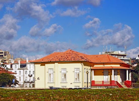 portugal/porto/foz-do-douro/attraction/antigo-sanatorio-de-tuberculosos-da-foz-do-douro