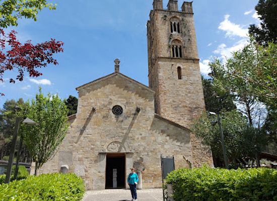 italy/molise/attraction/santuario-di-santa-maria-del-canneto