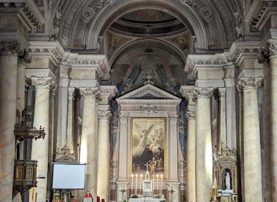 romania/arad/attraction/biserica-romano-catolica-sfantul-anton-de-padova