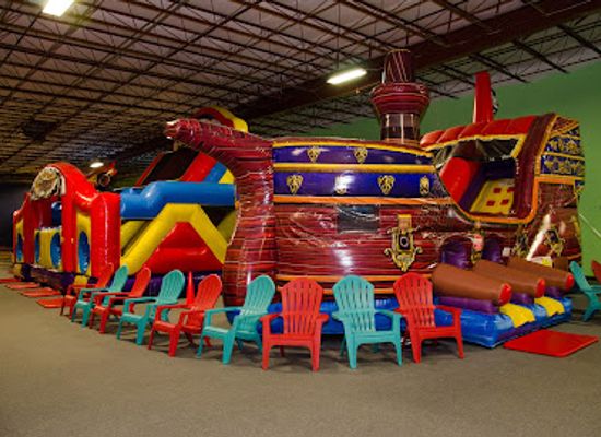 virginia/williamsburg/attraction/bounce-house-family-entertainment-center