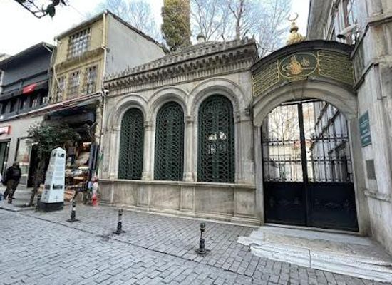 turkiye/istanbul/attraction/galata-mevlevihanesi-muzesi