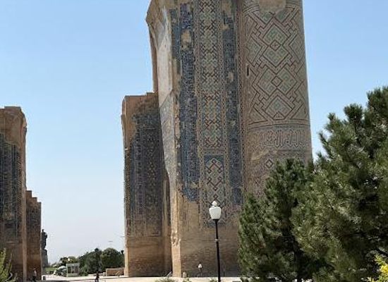 uzbekistan/shakhrisabz/attraction/ak-saray-palace