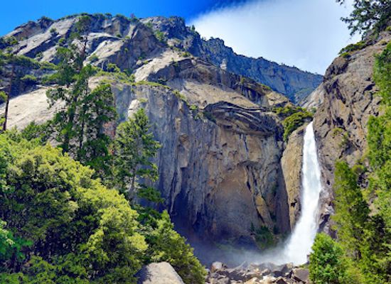 california/yosemite/attraction/lower-yosemite-fall-vista-point