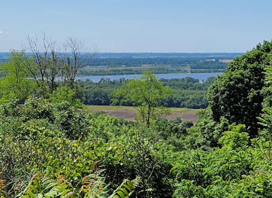 illinois/great-river-road/attraction/pere-marquette-state-park