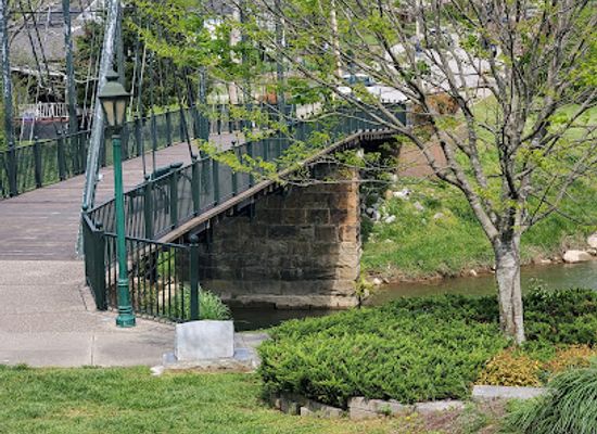 kentucky/sheltowee-trace-national-recreation-trail/attraction/ed-tye-creek-walk