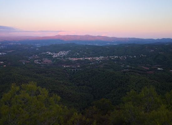 spain/catalonia-pyrenees/attraction/popia-de-montgros-mirador-de-montserrat