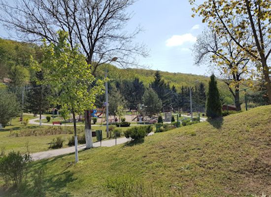 romania/deva/attraction/bejan-park