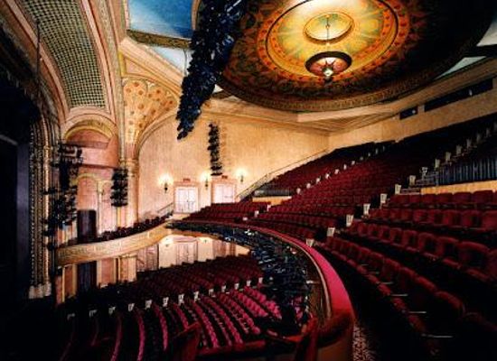 new-york/new-york-city/attraction/al-hirschfeld-theatre