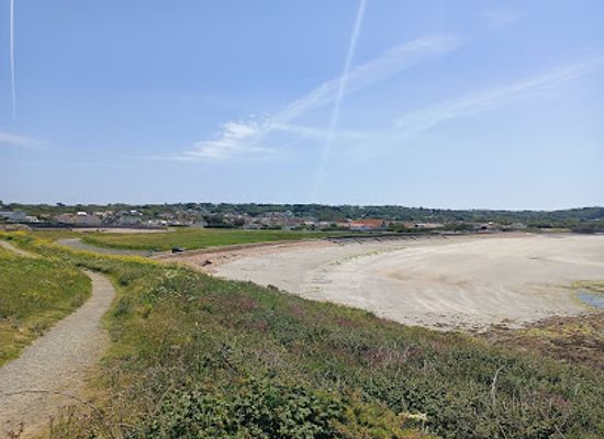 guernsey/sark/attraction/vazon-bay