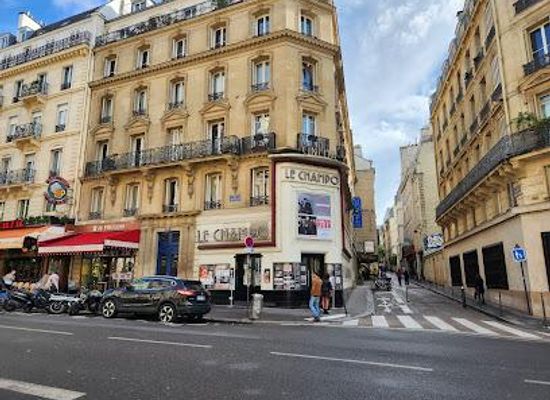 france/paris/attraction/le-champo