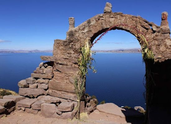 bolivia/altiplano/attraction/lake-titicaca