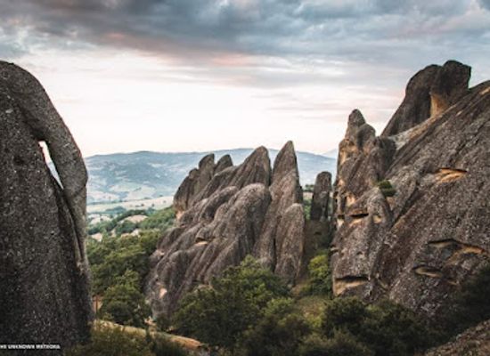 greece/meteora/attraction/nyphitsa