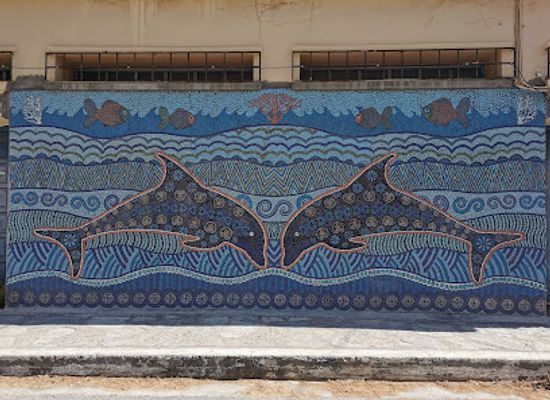 greece/crete/attraction/mosaikwand-fotospot-delfine