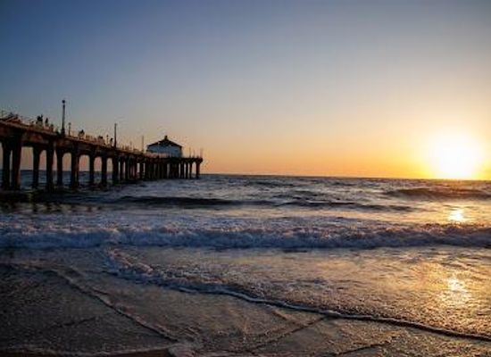 california/los-angeles-county/attraction/manhattan-beach-pier