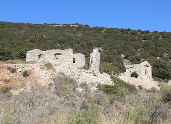 greece/paros/attraction/ancient-marble-quarries