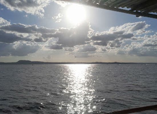 paraguay/ypacarai-lake/attraction/paseos-en-barco-catamaran-lago-azul