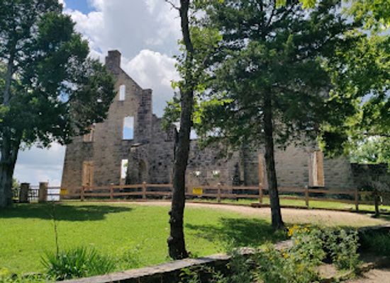 missouri/osage-plains/attraction/ha-ha-tonka-castle-ruins