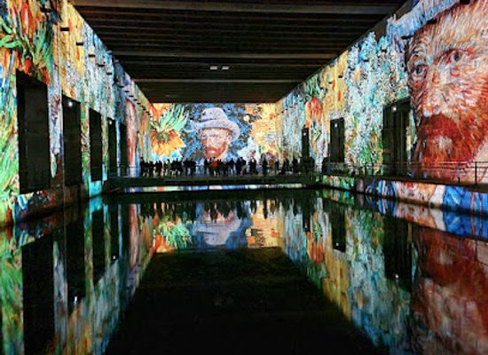 france/aquitaine/attraction/bassins-des-lumieres