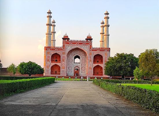 india/agra/sikandra/attraction/sikandra-fort