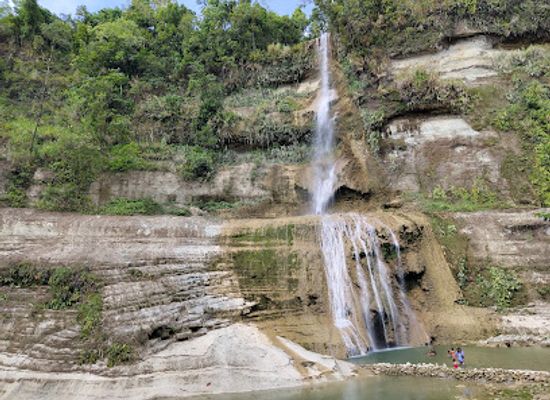 philippines/central-visayas/attraction/can-umantad-falls-parking-area