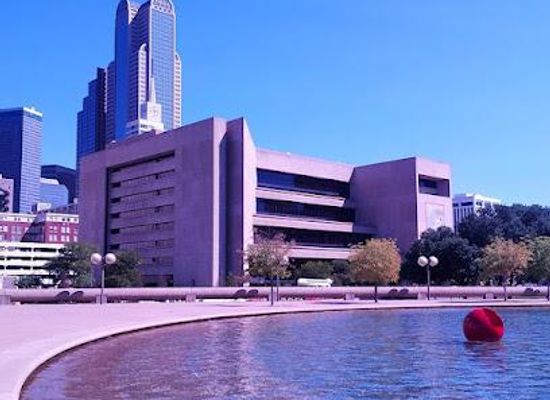 texas/north-texas/attraction/j-erik-jonsson-central-library