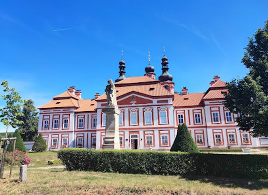 czechia/west-bohemia/attraction/museum-and-gallery-of-the-north-pilsen-in-marianske-tynice-po
