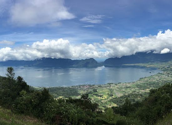 indonesia/west-sumatra/attraction/puncak-lawang