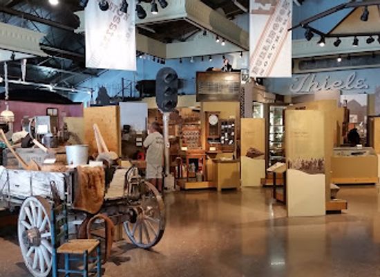 nebraska/pine-ridge/attraction/alliance-knight-museum