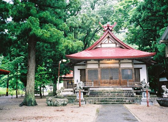 japan/shirakawa-go/attraction/hatotani-hachiman-shrine
