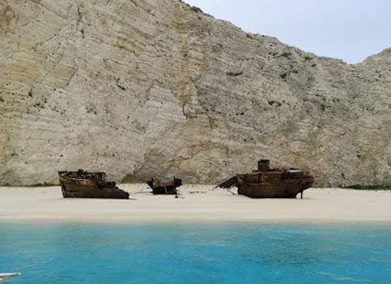 greece/zakynthos/attraction/navagio