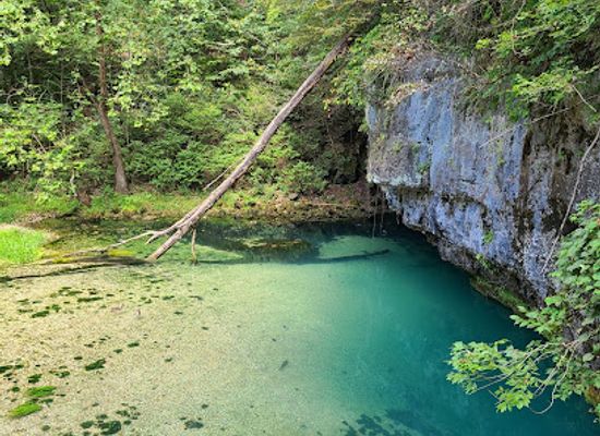 missouri/current-river/attraction/ha-ha-tonka-state-park