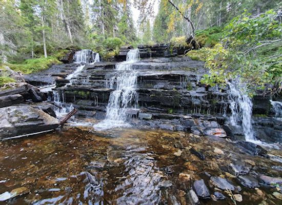 sweden/harjedalen/attraction/kvarnbacksfallet-storsjo